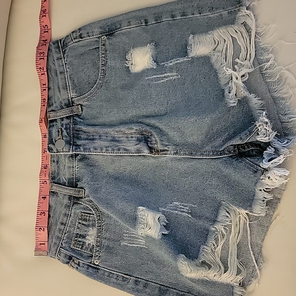 EUC Shein Jean Shorts  Women's SM - Picture 12 of 13
